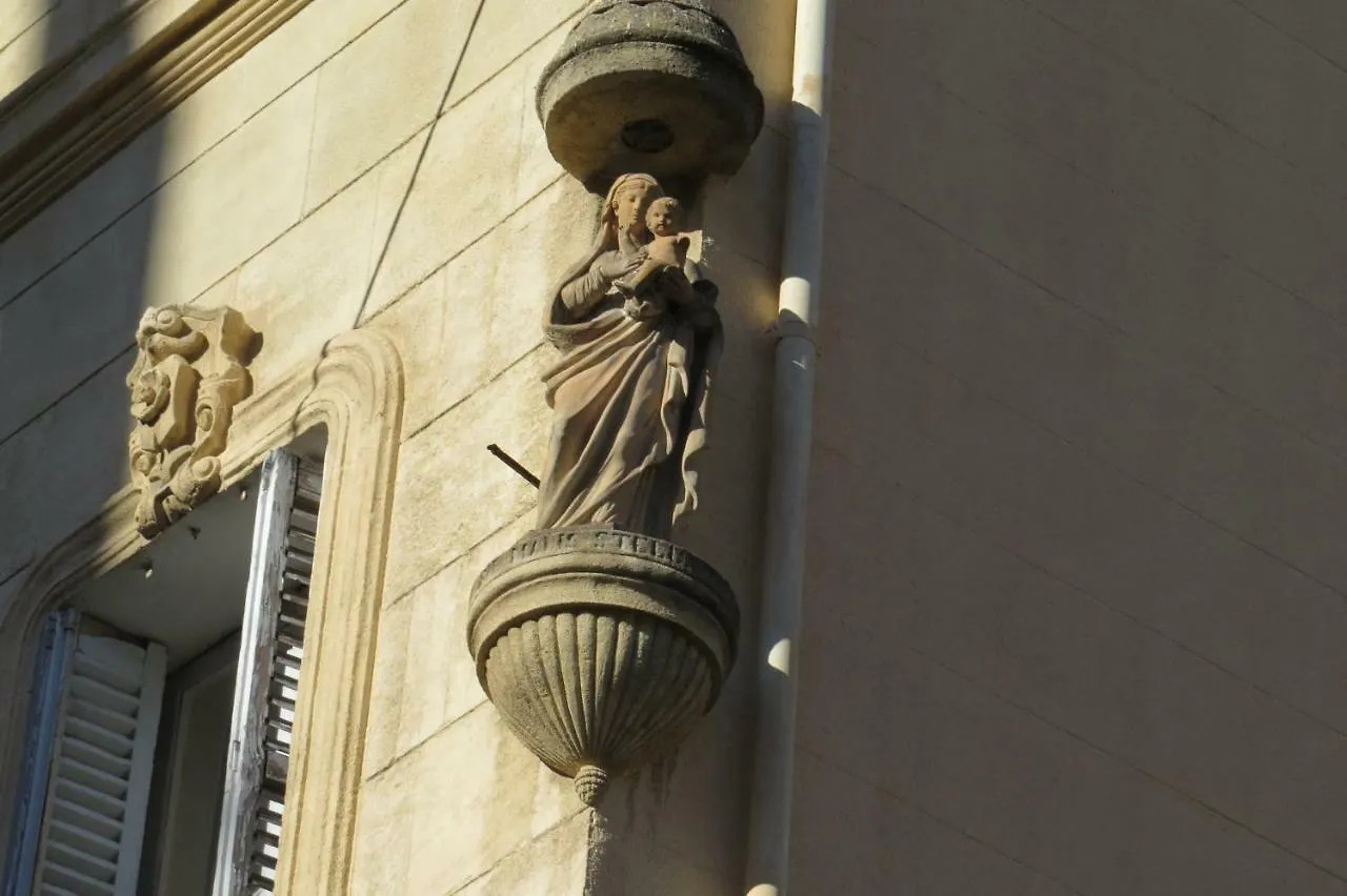 Studio Calme Et Tres Lumineux, Au Pied De Notre Dame De La Garde Marseille France